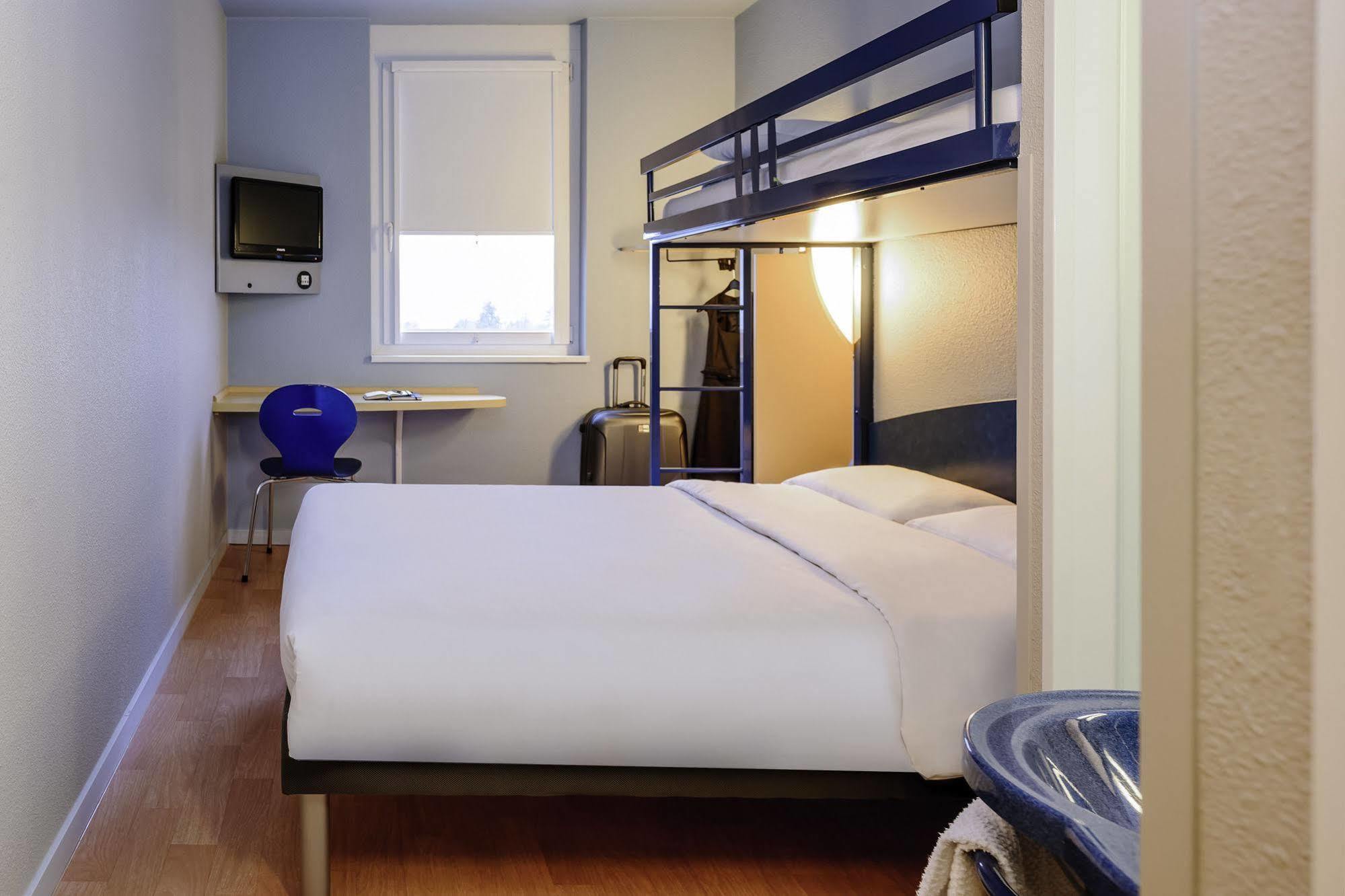 Ibis Budget Geneve Aeroport Vernier Zewnętrze zdjęcie